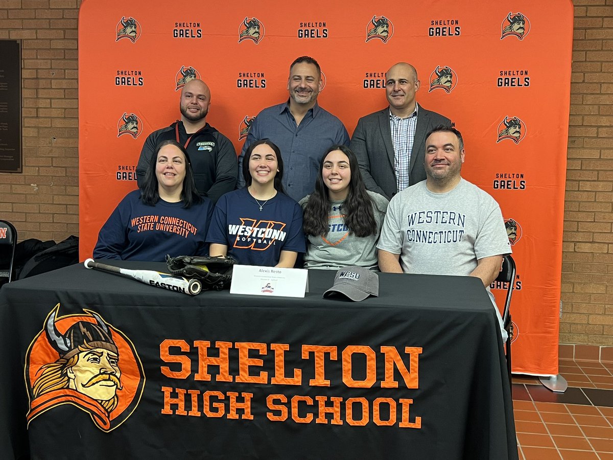 aresto08's tweet photo. Just want to thank all of my teammates, coaches and family for the constant support and helping me get to where I am today @Frank_Lieto @seahawksct16u @24Resto @MrsWheelerPE @mpiccoloSHS @SeahawksCoachMo @EastonFastpitch #gocolonials https://t.co/JsWhRtmjsm