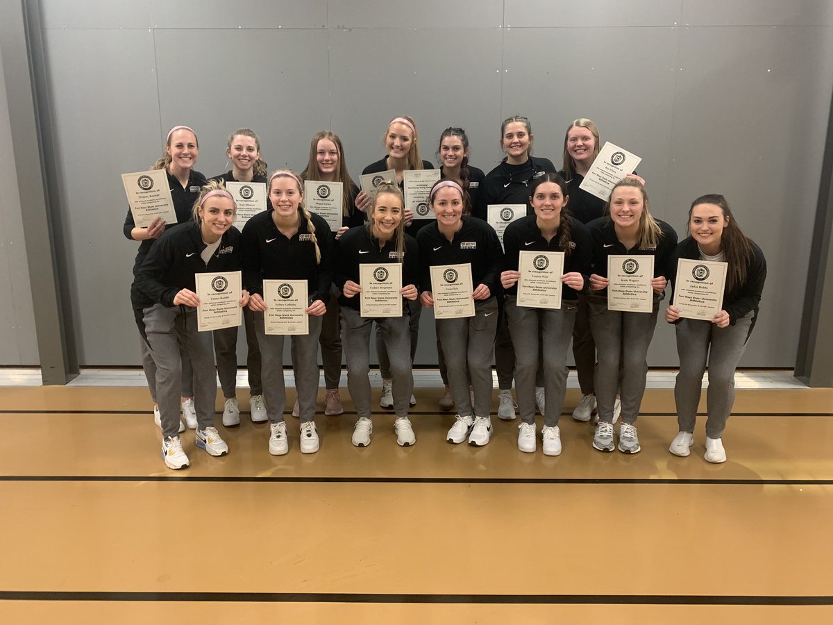 FHSUWBB's tweet image. ALL 14 of our players received the Academic Excellence Award today! 

#DefendtheFort