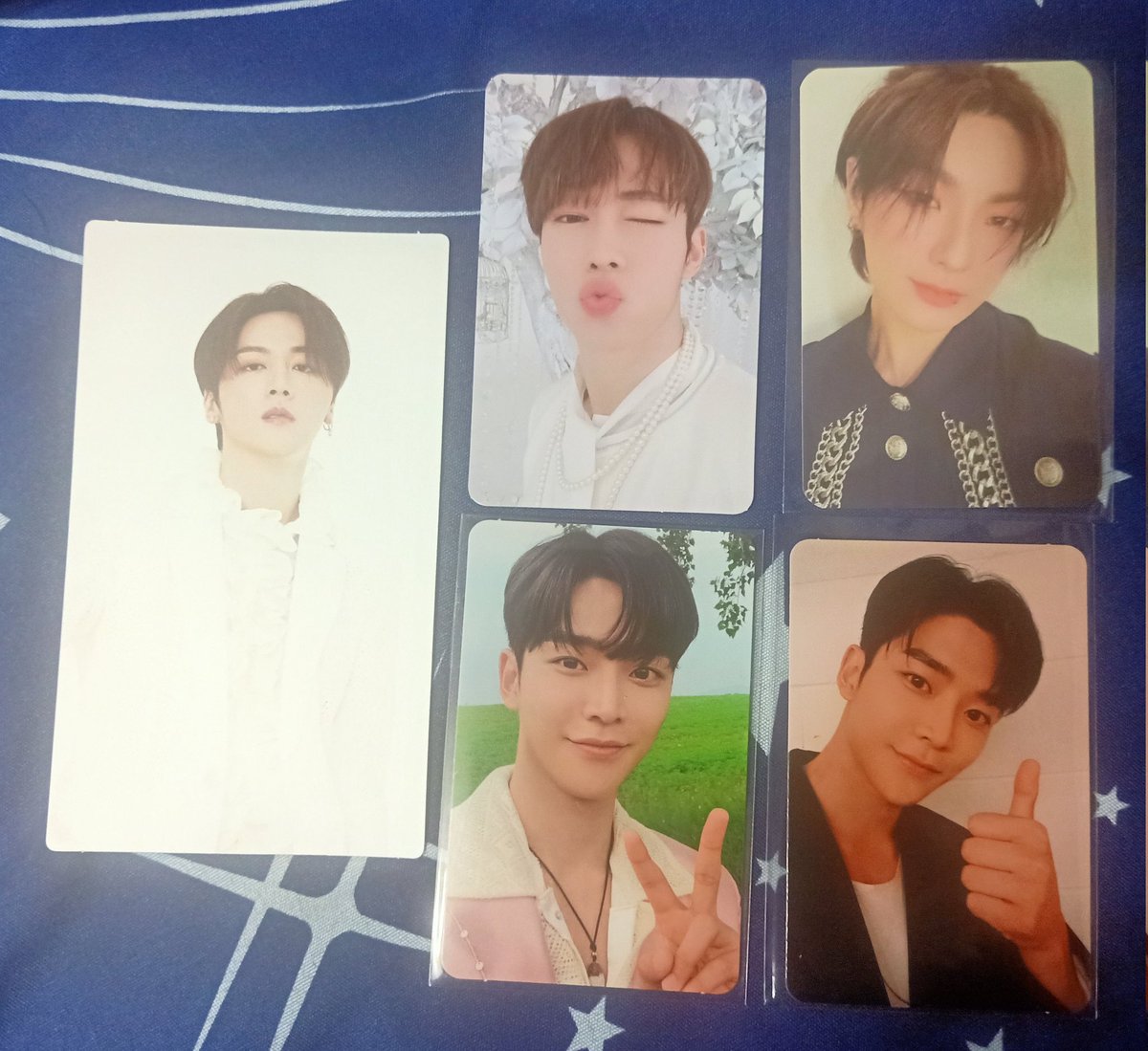 mitobaek0506's tweet photo. URGENT [WTS/LFB] 🇲🇾
✅ SF9 DAWON TURN OVER PC
✅ SF9 ROWOON GLORYUS PC
✅ VICTON HANSE MAYDAY PC
✅ VICTON HAN SEUNGWOO 
      FAME POSTCARD (RM5)
✅ SF9 YOUNGBIN PC

‼️‼️‼️‼️RM20 EACH‼️‼️‼️‼️
#pasarsf9 #sf9mytrades #sf9

HELP RT
@pasarSF9my
@SF9MYtrades
@mysepgo @PasarVICTON https://t.co/IsWizfSuOh