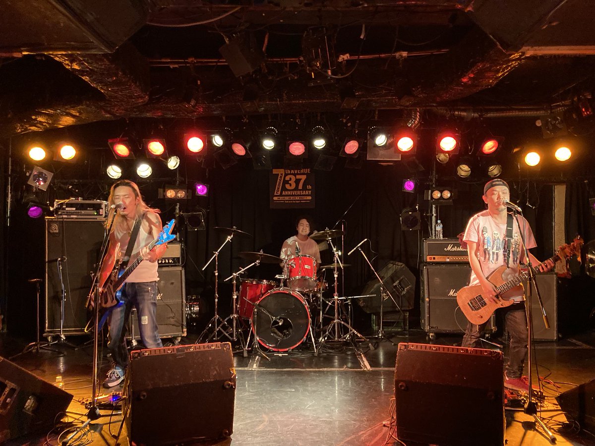 NOY_003's tweet photo. #横浜7thアベニュー
#NotUnpluggedPunkNation
#MidnighttheBUZZfreaks
#凄く良いぞ〜 
#凄く良かったぞ〜 https://t.co/laqQh6vyLB