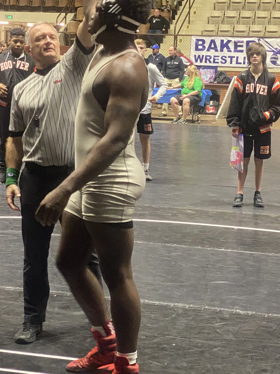 Hunter_48_Adams's tweet photo. Kong is King‼️@calebbryfoster 2022 @AHSAA Super South Sectional Heavyweight Champion! 
#HorsePower https://t.co/MS3hXfkOuO
