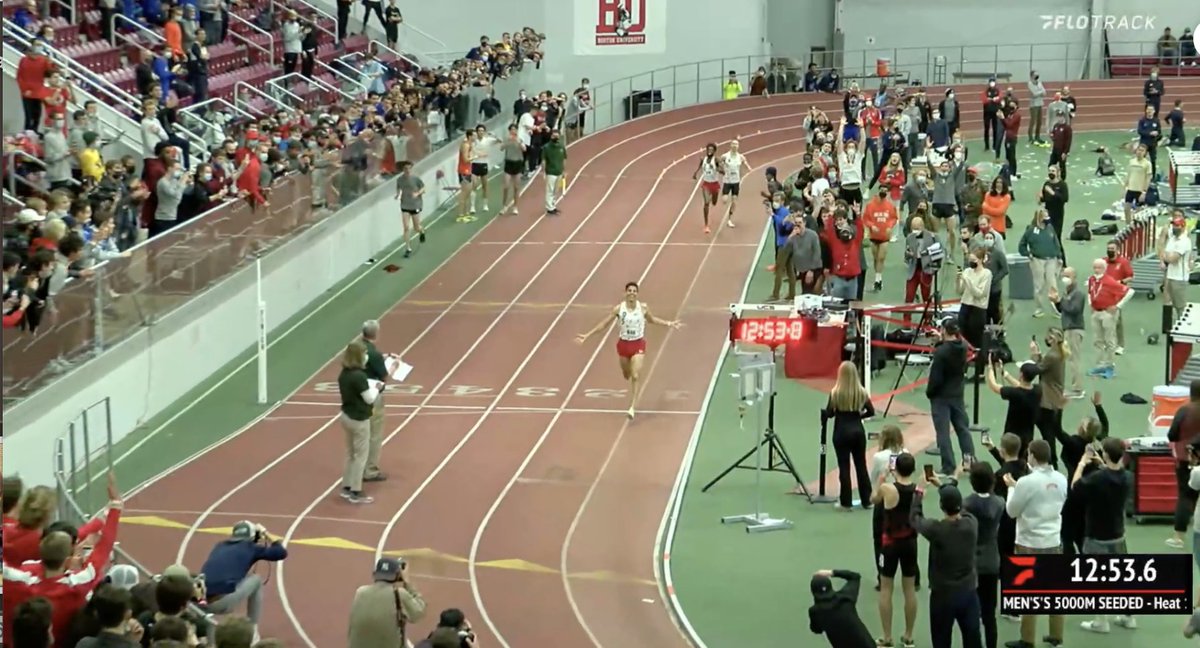 FloTrack's tweet photo. OMG!!!!!! GRANT FISHER SHATTERS THE US 5K RECORD! https://t.co/vgB9M4r06J