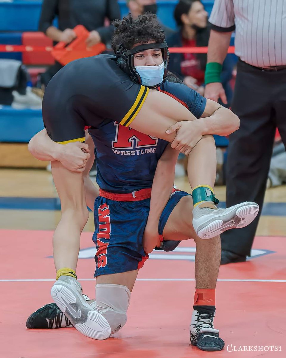 Clarkshots1's tweet photo. RCK Indians hosting the Section Divisional at RC Ketcham HS
@ketcham_wrestling https://t.co/2JFu4yKJKd
