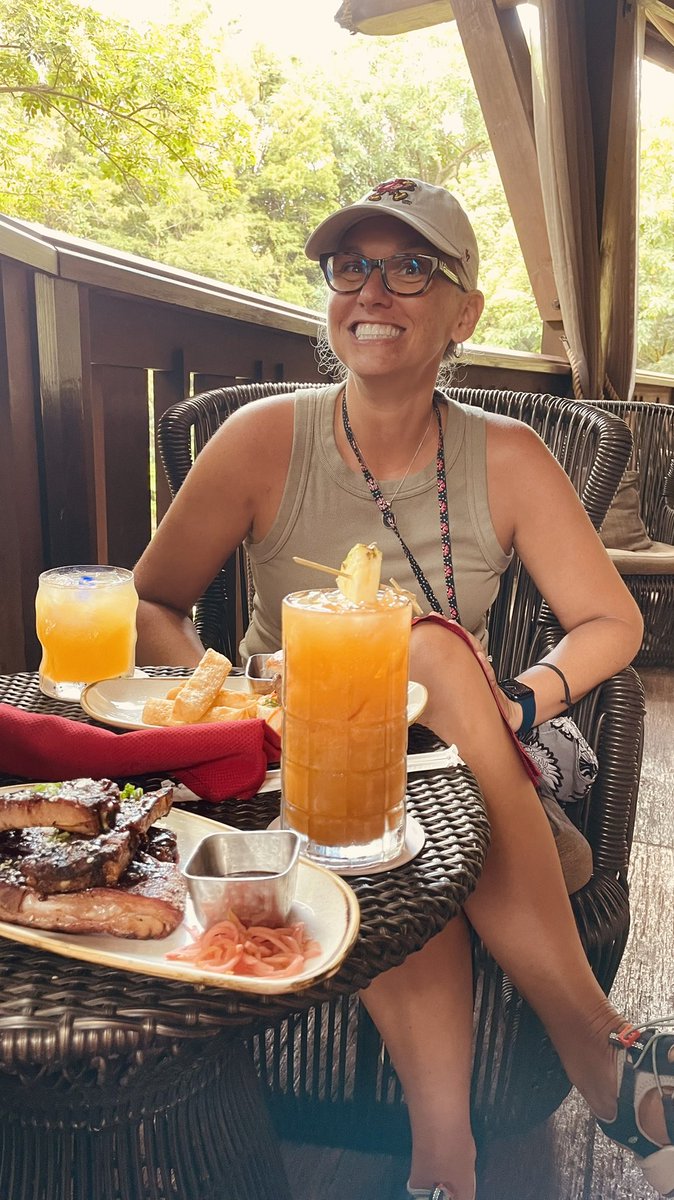 Ctgilstad's tweet photo. @NomadLounger Dude!! I had my first this past August. There had to be more than 2 shots of rum. It was very tasty and very rum heavy. In fact after I had two I swear those mountains in Pandora were floating. https://t.co/YzAANrubkW