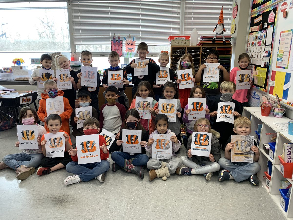 contrattosclass's tweet photo. These first graders are ready to cheer on the @Bengals tomorrow! #Bengals #RuleItAll #RuleTheJungle #firstgrade @Kings_Schools @JFBKnights https://t.co/ZDdGOBHal9