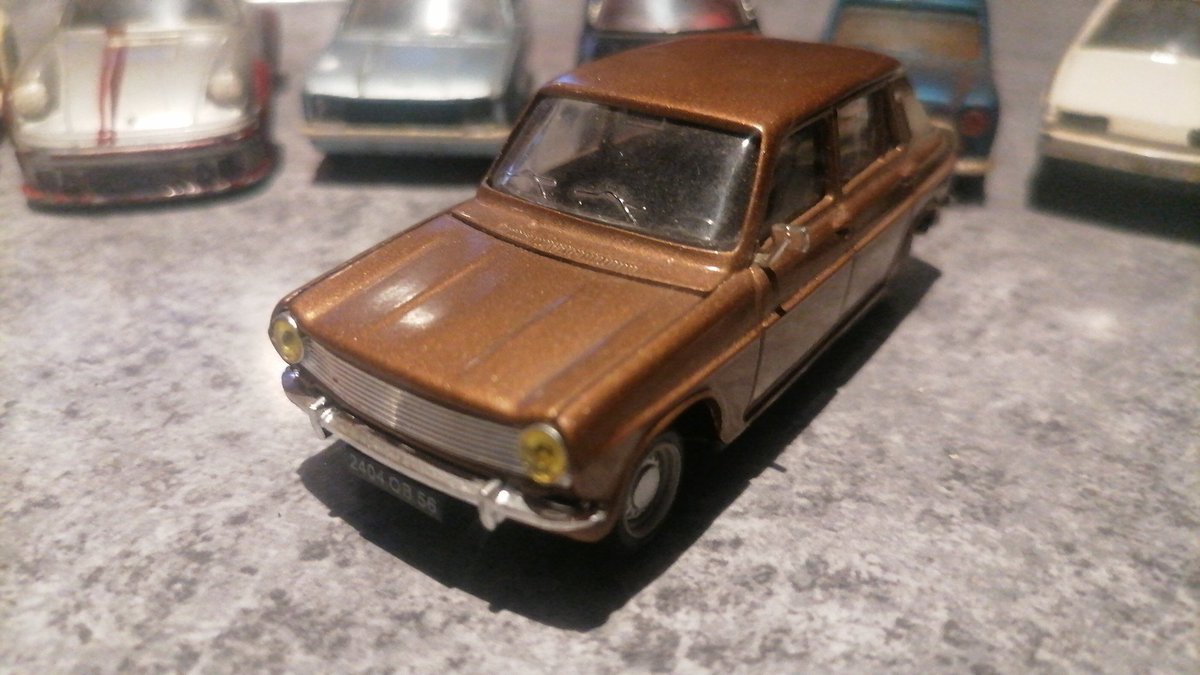 coucou5622's tweet photo. #simca1100 1/43 #norev https://t.co/DKiYPJjAMu