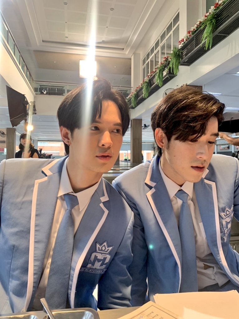คู่หูขายความคูล (จิงๆนะ) 
ถ่ายโดยของขวัญเจ้าของตำนานสาหร่ายรสนัวว 
<a href="/hengpnp/">hengpnp</a> <a href="/srchafreen/">P'freen (real)</a> #bbil1ypn