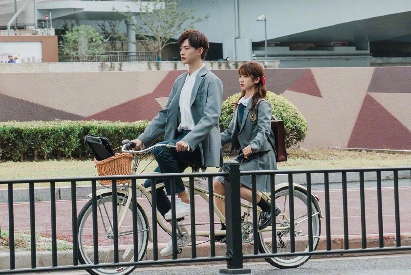 Tea_Teya_'s tweet photo. manga vs drama

#月刊少女 #TheComicBang 
#ShenYue #沈月
#MonthlyGirlsNozakikun
#ComicGirlRomance https://t.co/Sv01PDu3yi