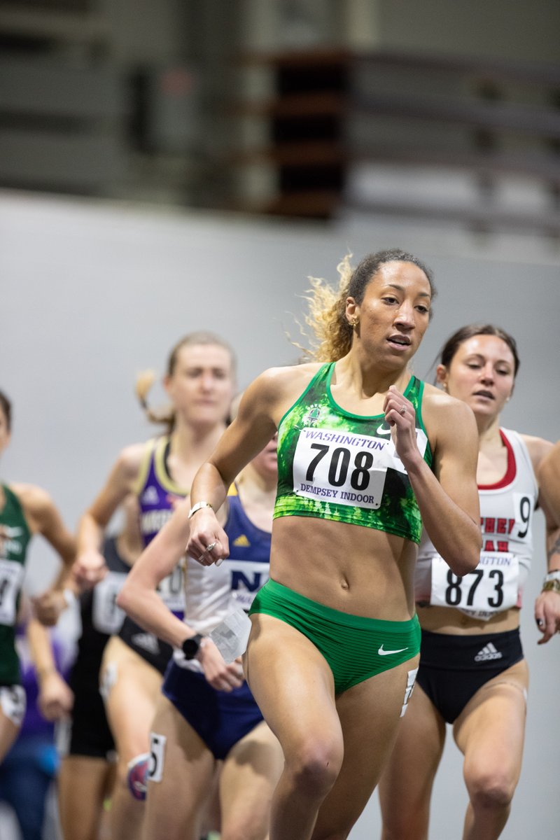 RunBlogRun's tweet photo. 2022 UW Invitational photo gallery, January 29, 2022, photo 21, by #howlaophotography, @howlao, @American_TandF, @running_network, @euroathletics, @britathletics, https://t.co/Wek9K745g0