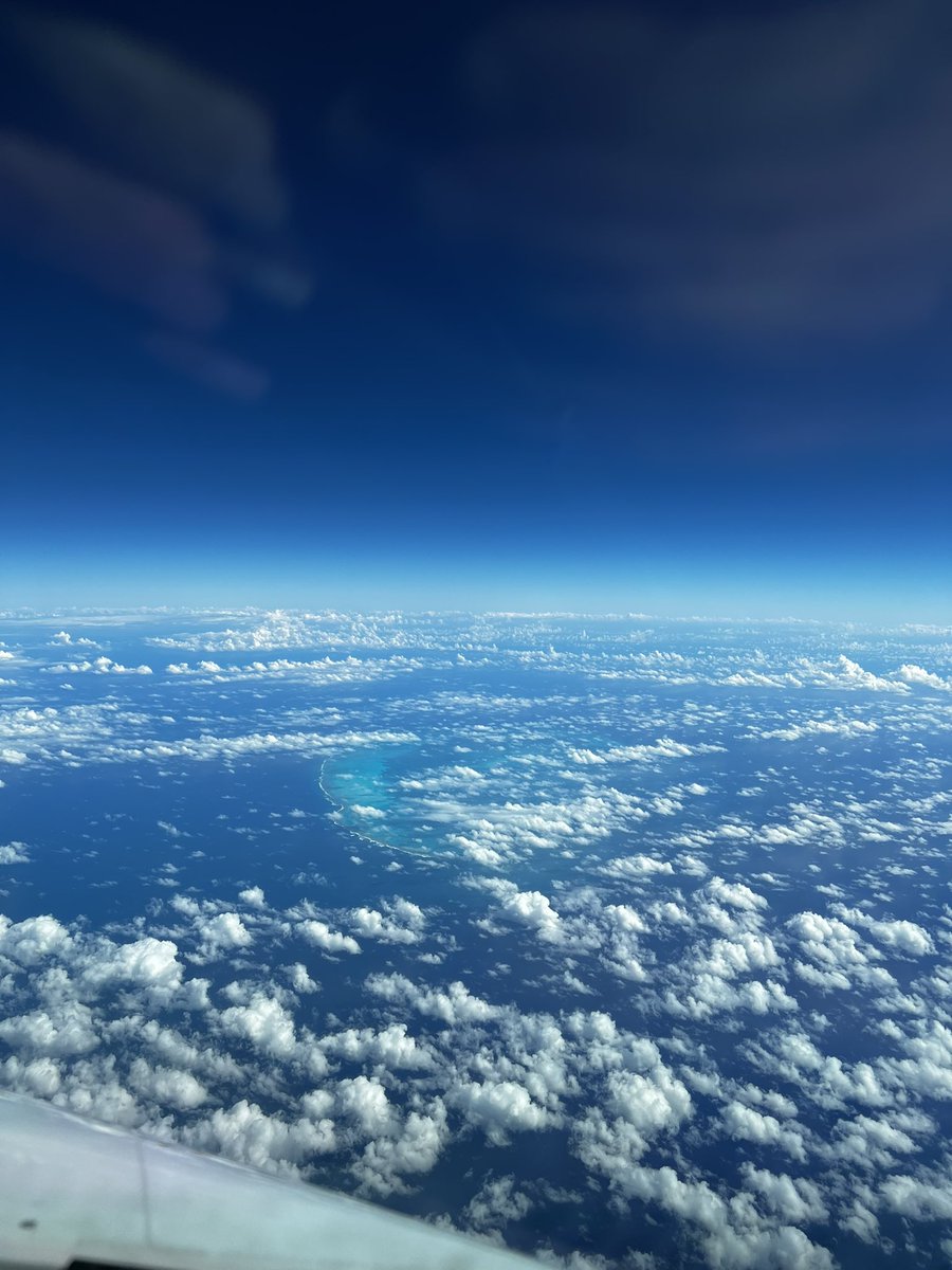 CaptFZ's tweet photo. What’s down there?. Taken over the North Pacific!. #OMD552 #A320214 #AVVC @Nomadic_OMD https://t.co/heRAUW0bz5