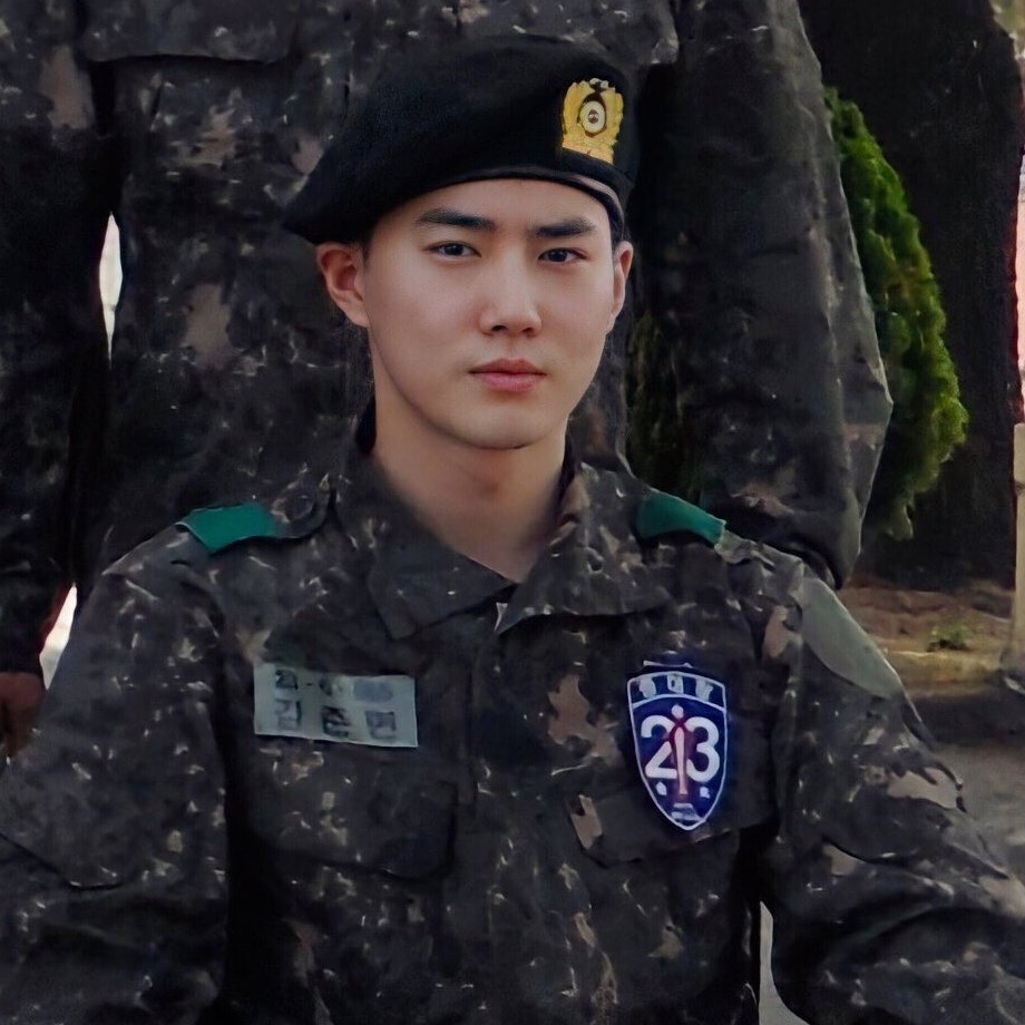 intohunho's tweet photo. @Realdks2 @weareoneEXO D-DAY for Suho's military discharge

#SUHOcomestoday 
#WelcomeHomeSuho 
#기다림이_즐거웠어_우린_사랑이야 
#김준면 #수호 #SUHO
#EXO #엑수 @weareoneEXO https://t.co/m3RhT7oHtf