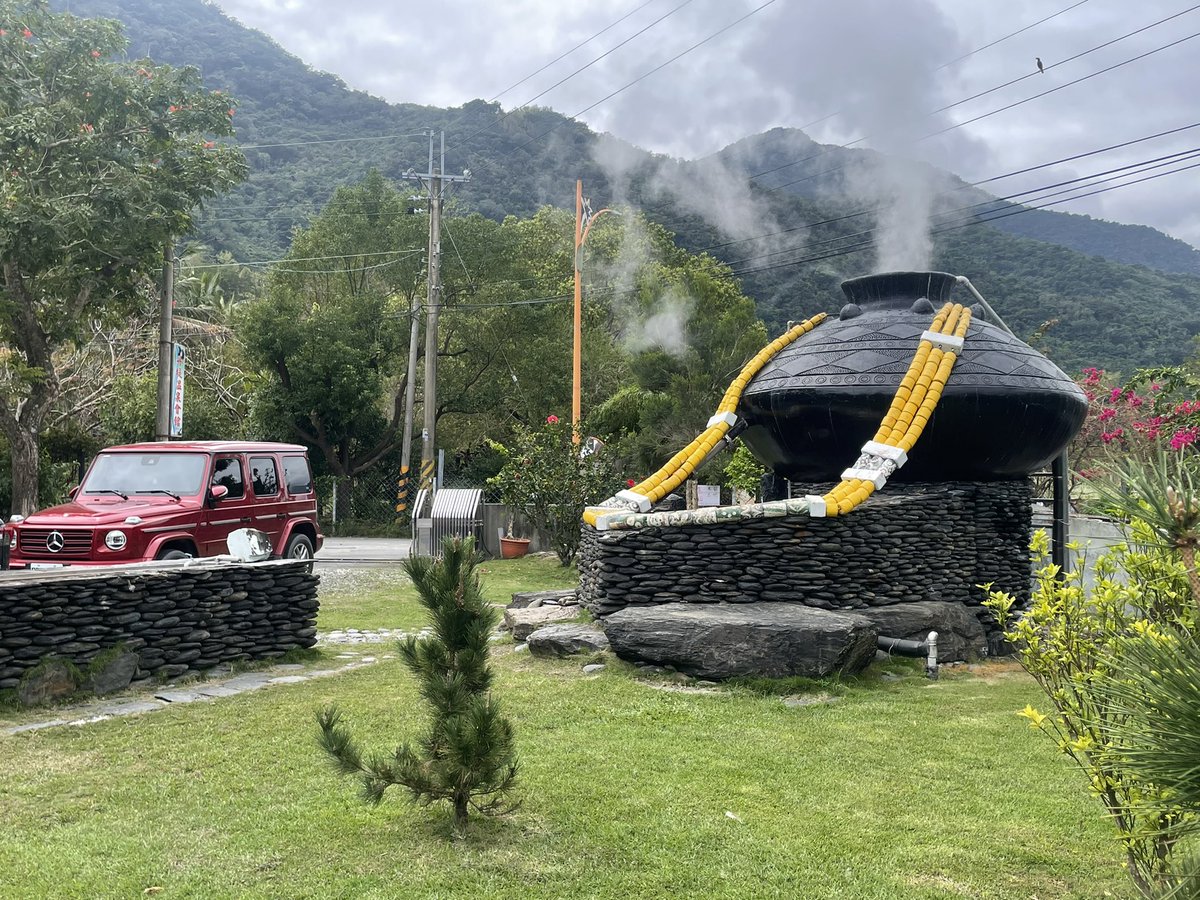 好山好水配香車美人兒