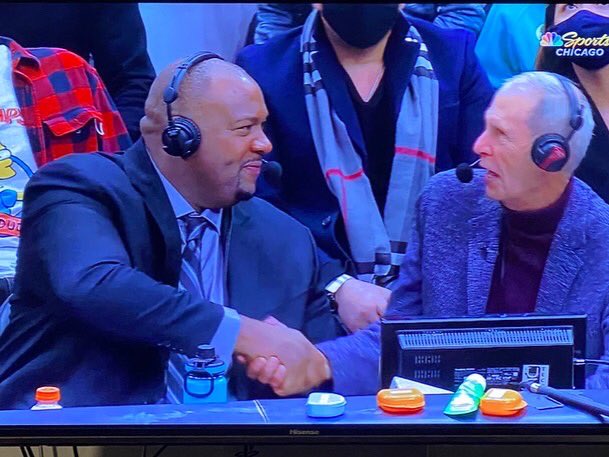 BrendonTroutman's tweet photo. Standing Os and tears in beers tonight,giving a proper send off to our guy, #NeilFunk. 29 years! Absolute legend and institution in his own right. Thank you brother, for all those great calls, commentary, play by play, and for your love of the game and the city of #Chicago #Bulls https://t.co/vnLiu5KstM