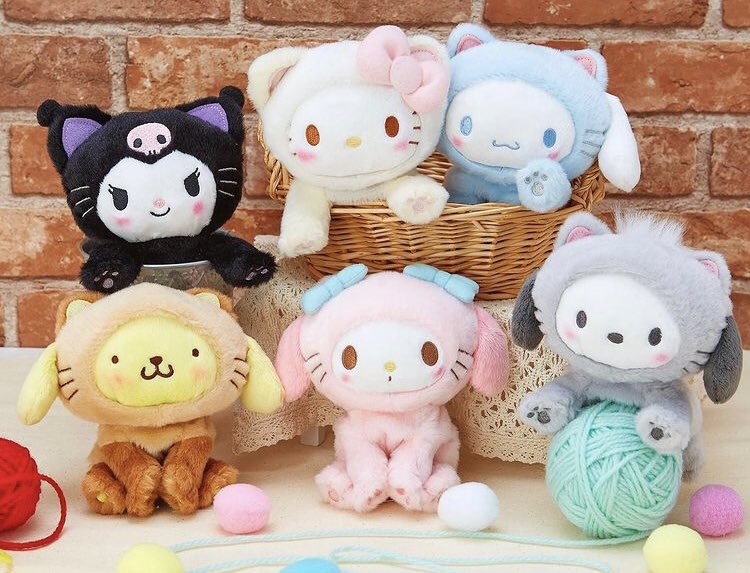 kitkat_GOS's tweet photo. out the way then maybe i will open a small go for sanrio jp again (they have a bunch of new items) (2/2) https://t.co/RmRcgRTkT4