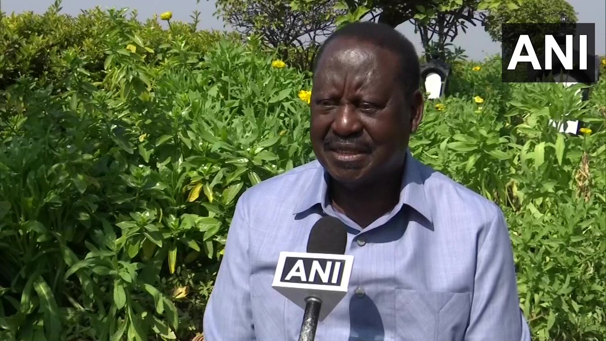 ANI's tweet photo. I came to India for my daughter's eye treatment in Kochi, Kerala. After three weeks of treatment, there was a substantial improvement in her eyesight. It was a big surprise for my family that our daughter could see almost everything: Former Kenya PM Raila Odinga (1/2) https://t.co/4SSIXFift4