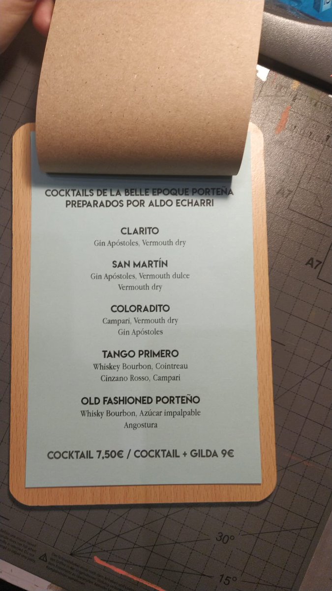 Aperitivo Porteño con Aldo Echarri y <a href="/Apostolesgin/">Príncipe Apóstoles</a>