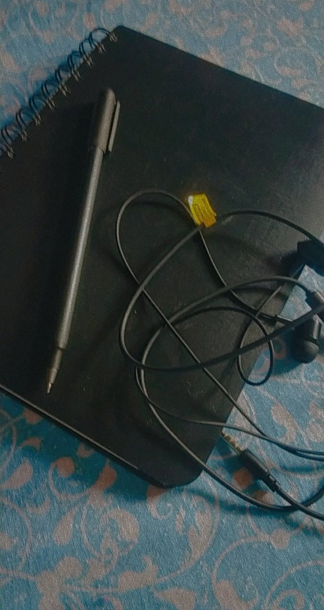 nxtdoorreader's tweet photo. Had a productive morning study session and also working on the afternoon with my #loveydovey team-mates. Also joined studython after a long time✨

[ #studyspo #studytwt #studython #teamdove ] https://t.co/xZmdd44bkr