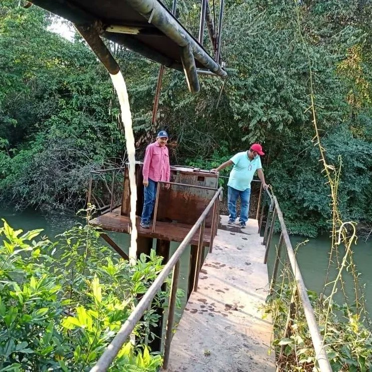 serviciospublicosguarico #12feb 👉 Inició proceso de tratamiento de agua potable y rehabilitación de la infraestructura del acueducto de la parroquia Guardatinajas, también se construyó el dique en el río Tiznado el cual surte la galería para el bombeo del vital líquido.