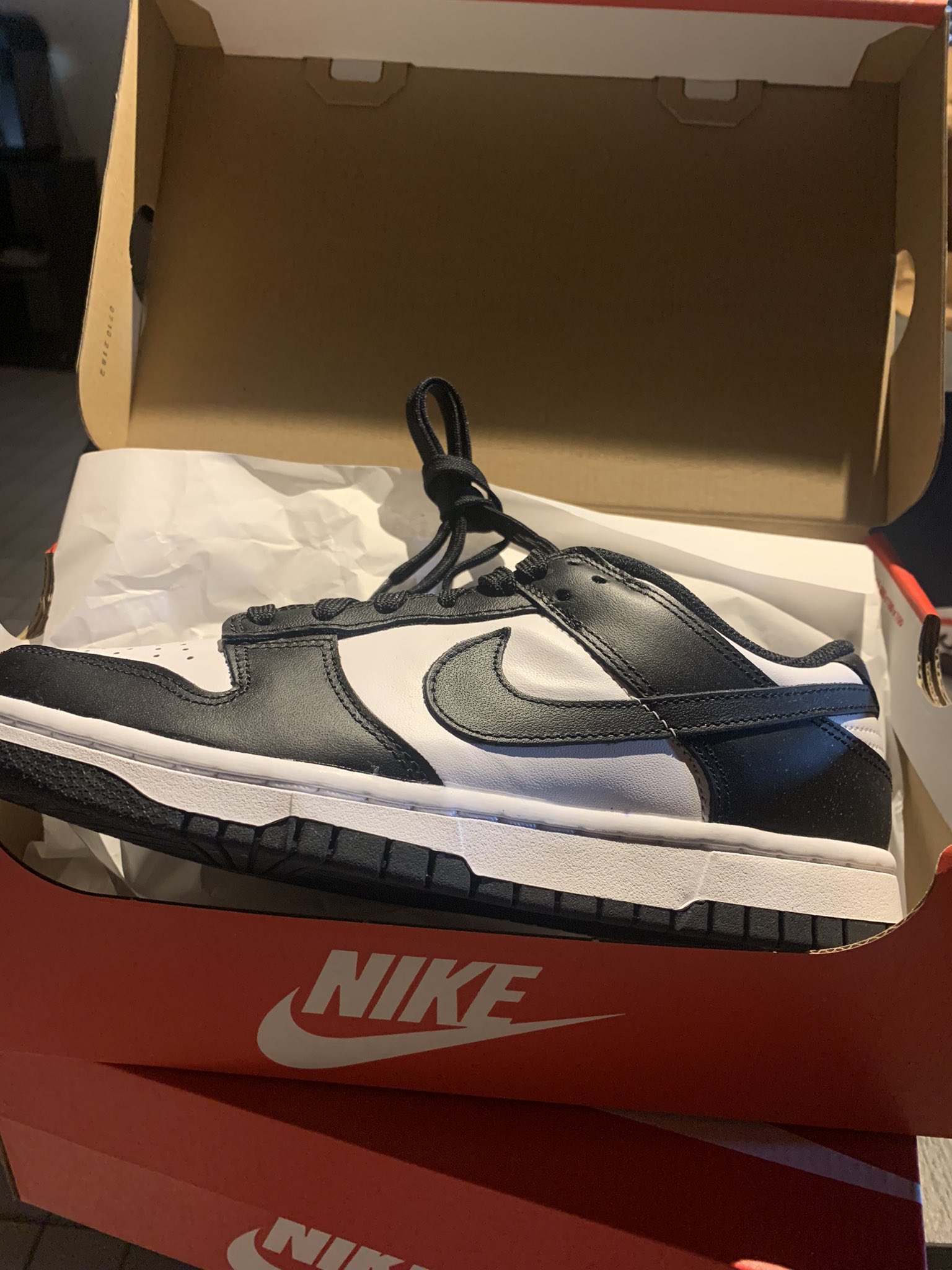 Sacha. on Twitter "Thx EarthSideIO Fk my bank for not letting me checkout the other pairs 😥