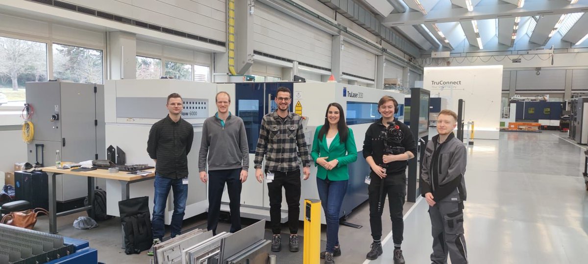 oculavis's tweet photo. Shooting time for our new product video with a focus on #augmentedreality #workflows in our customer's #smartfactory at @TRUMPF_News! 🎬 https://t.co/qiiLFnEP3J