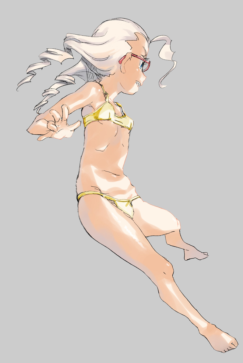 水着とのじゃ姫殿下。 #ビキニ https://t.co/WMTpwqIS7X 