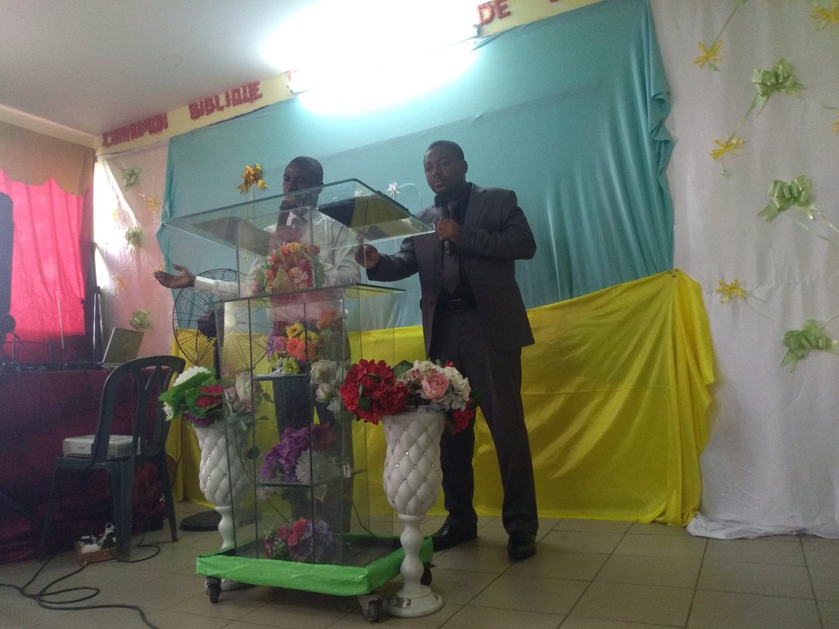YeboueAnderson's tweet photo. Ce dimanche: "Sans la conviction, vous ne pouvez faire aucun pas vers le Salut "
#campuschurchciv
#vieprofondeciv22 
#dclm https://t.co/eDWKxcYX8l https://t.co/cM6lTQg1NB