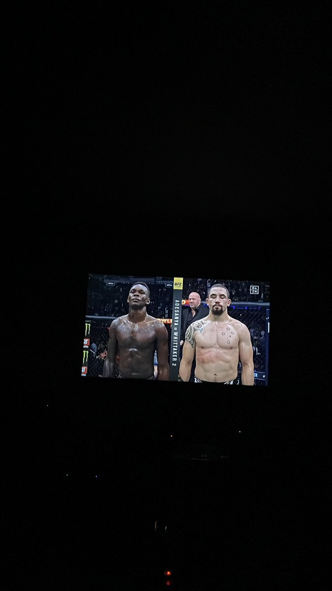 Respekt an euch beiden 👏🏾 #UFC271 #DAZNfightclub #AdesanyaWhittaker2