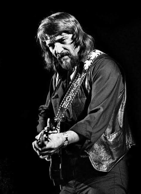 20 years today since the world lost the greatest Outlaw that ever had, Rest in Power Waylon Arnold Jennings. #WaylonForever