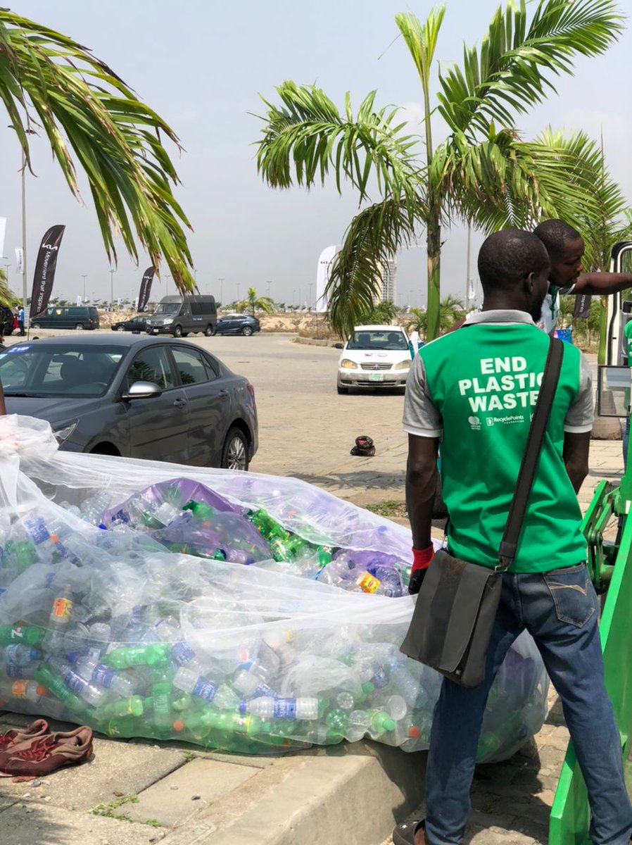 𝕍𝕚𝕜 ♻ tweet media