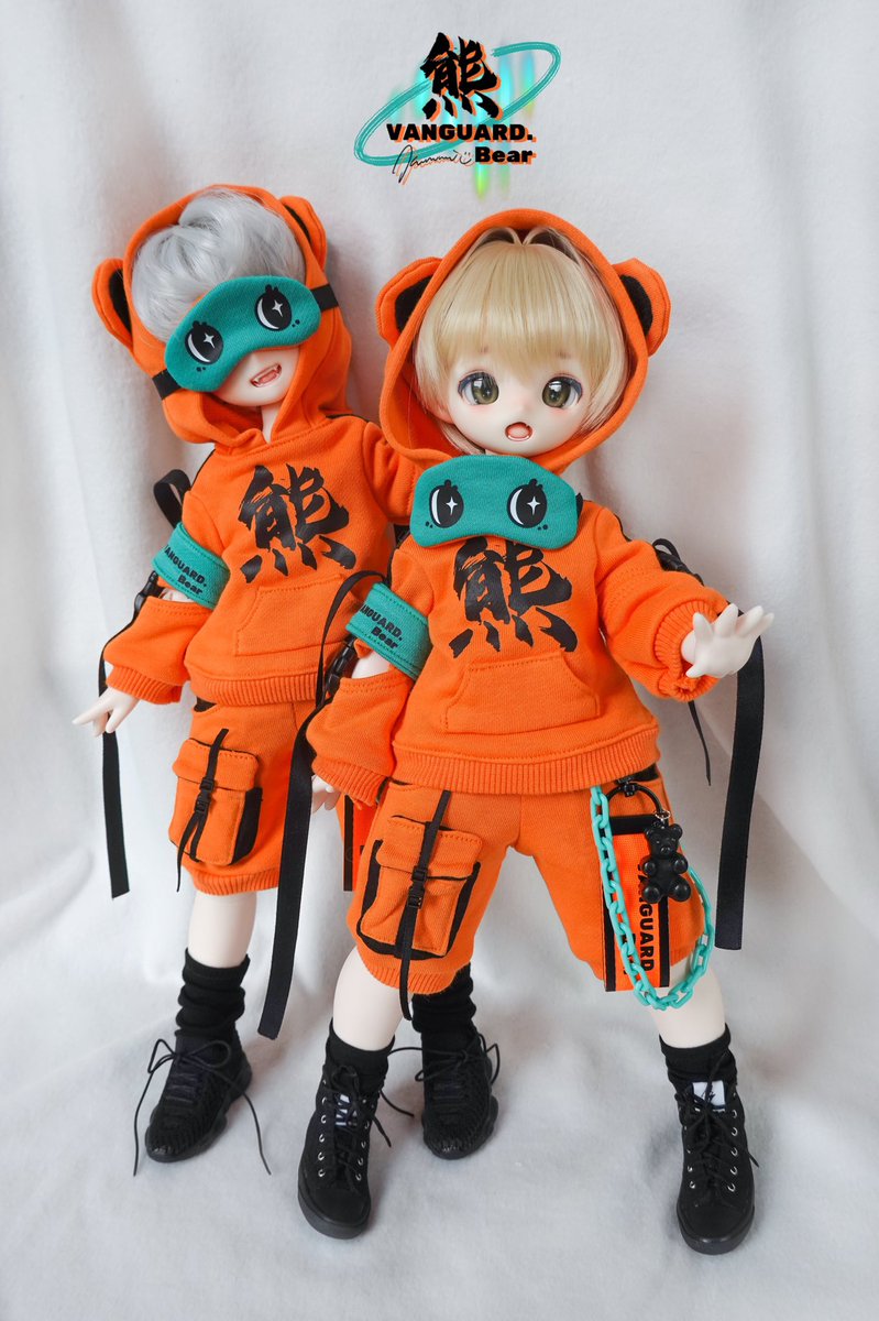 YurakuB's tweet photo. ドール服の最初のオンライン販売。
示されているように、セットには7つのアイテムが含まれており、価格は$90usdです。 (🧡ぬいぐるみ熊🧸$ 36)
生産サイクルは4〜5ヶ月です。
支払いはPaypalで行うことができます。
オーストラリアから郵送されます。 https://t.co/sVegEZRq5X