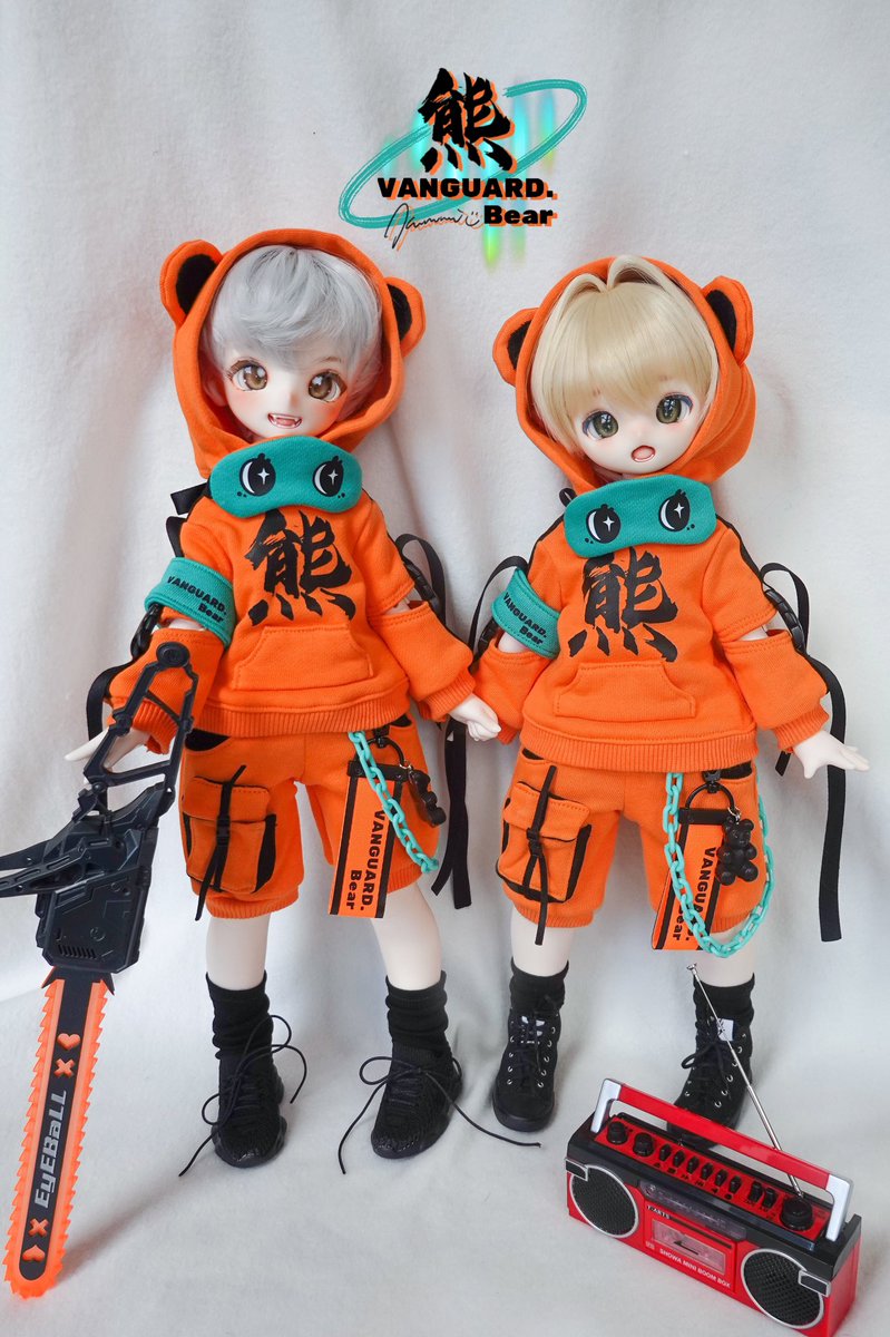 YurakuB's tweet photo. ドール服の最初のオンライン販売。
示されているように、セットには7つのアイテムが含まれており、価格は$90usdです。 (🧡ぬいぐるみ熊🧸$ 36)
生産サイクルは4〜5ヶ月です。
支払いはPaypalで行うことができます。
オーストラリアから郵送されます。 https://t.co/sVegEZRq5X