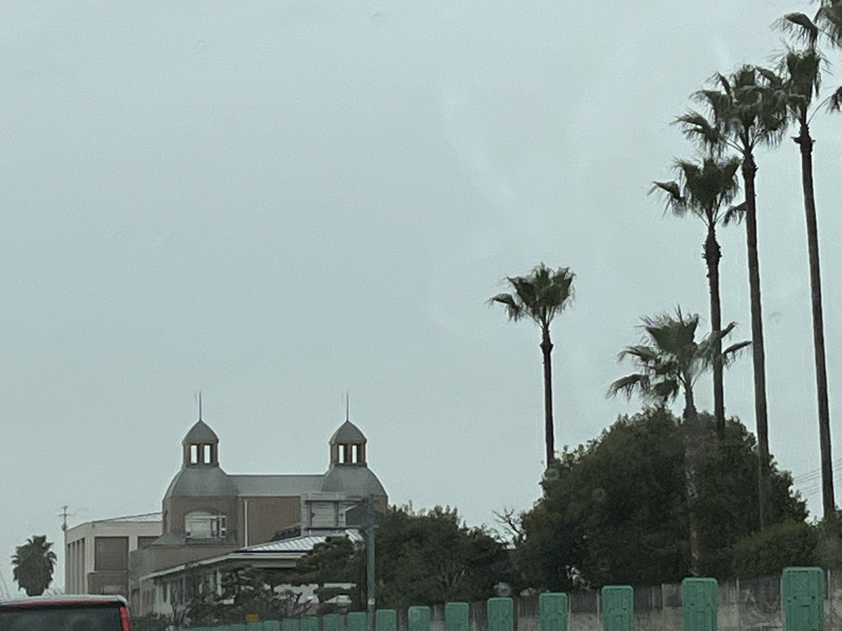 tk16dicky's tweet image. 雨降り