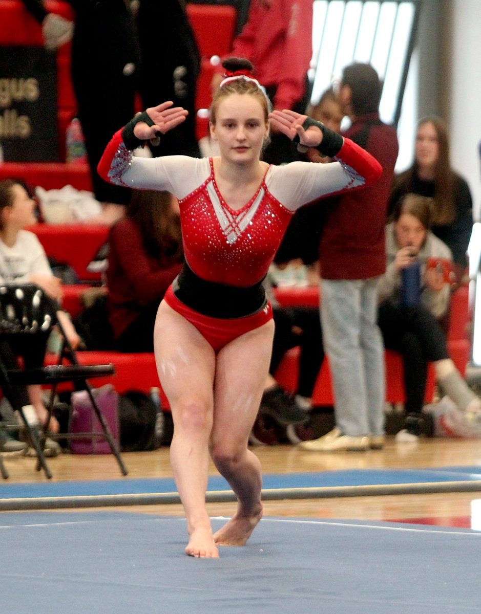 JaredRubadoBP's tweet photo. To some, Saturday's 8A title will look like just another notch on the belt for one of the state's best gymnastics programs. However, DL's 10th section championship was a story of overcoming adversity and putting the pieces together at the right time

🤸‍♀️: https://t.co/ccnxnqQQSW https://t.co/bYPuR8OzL7