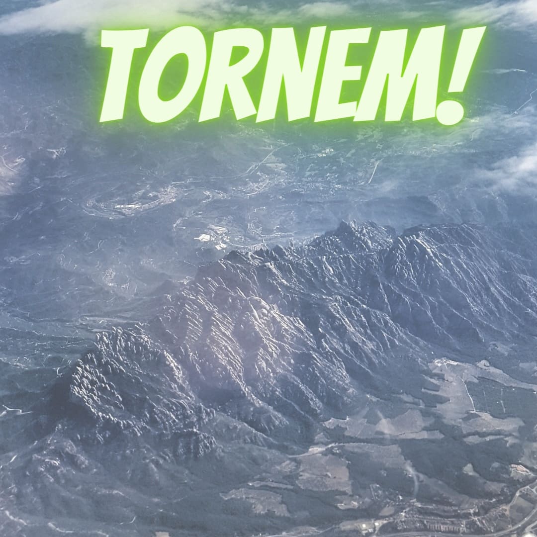 valldauramonts's tweet photo. Al 2019 ens va aturar la pluja. Al 2020 i al 2021 no vam poder ni començar a caminar. Aquest 2022 hi tornem!!!! https://t.co/Hflq5dI1Jy