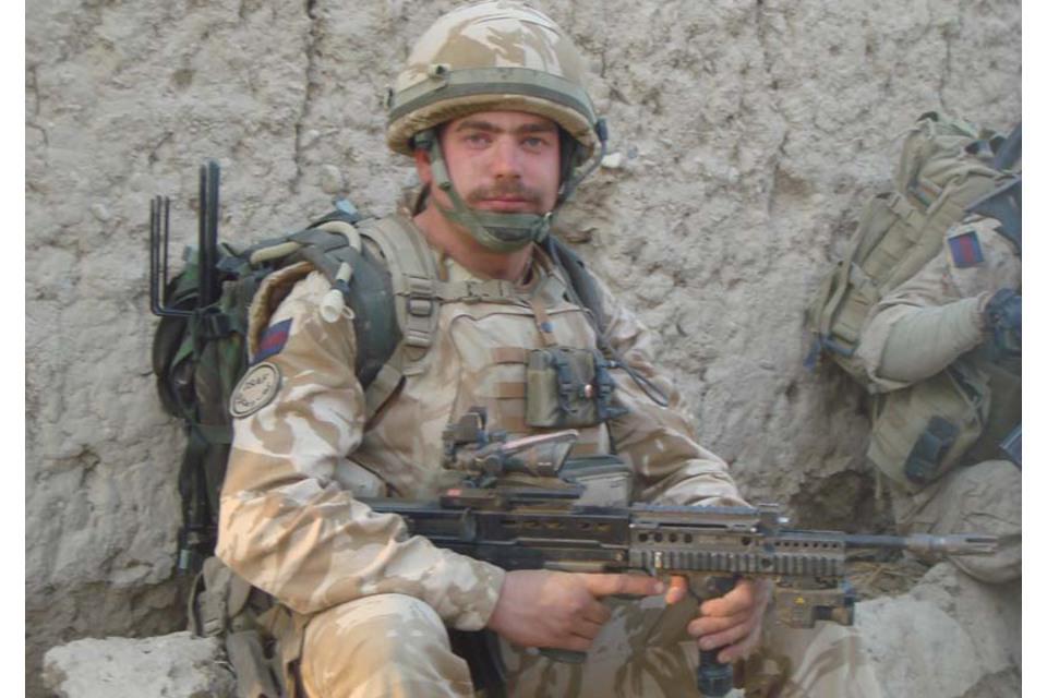 KeyserSosse's tweet image. 13th February 2010

Lance Sergeant David Greenhalgh, aged 25 from Ilkeston, and of 1st Battalion Grenadier Guards, was killed by an IED blast, whilst on vehicle patrol near Lashkar Gah, Helmand Province, Afghanistan 

Lest we Forget this brave young man who gave his all 🏴󠁧󠁢󠁥󠁮󠁧󠁿🇬🇧