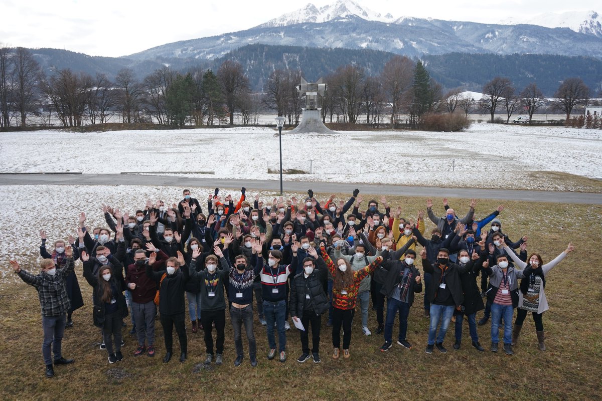 FerlainoGroup's tweet image. Our Winter school on #ultracold Atoms at Innsbruck @iqoqi @uniinnsbruck! It really happened 🤞 So crazy awesome to be in 3D again, Thanks to everyone who contributed to make the event so special! More than 150 participants divided into 2 groups, great lecturers, and a lot of fun