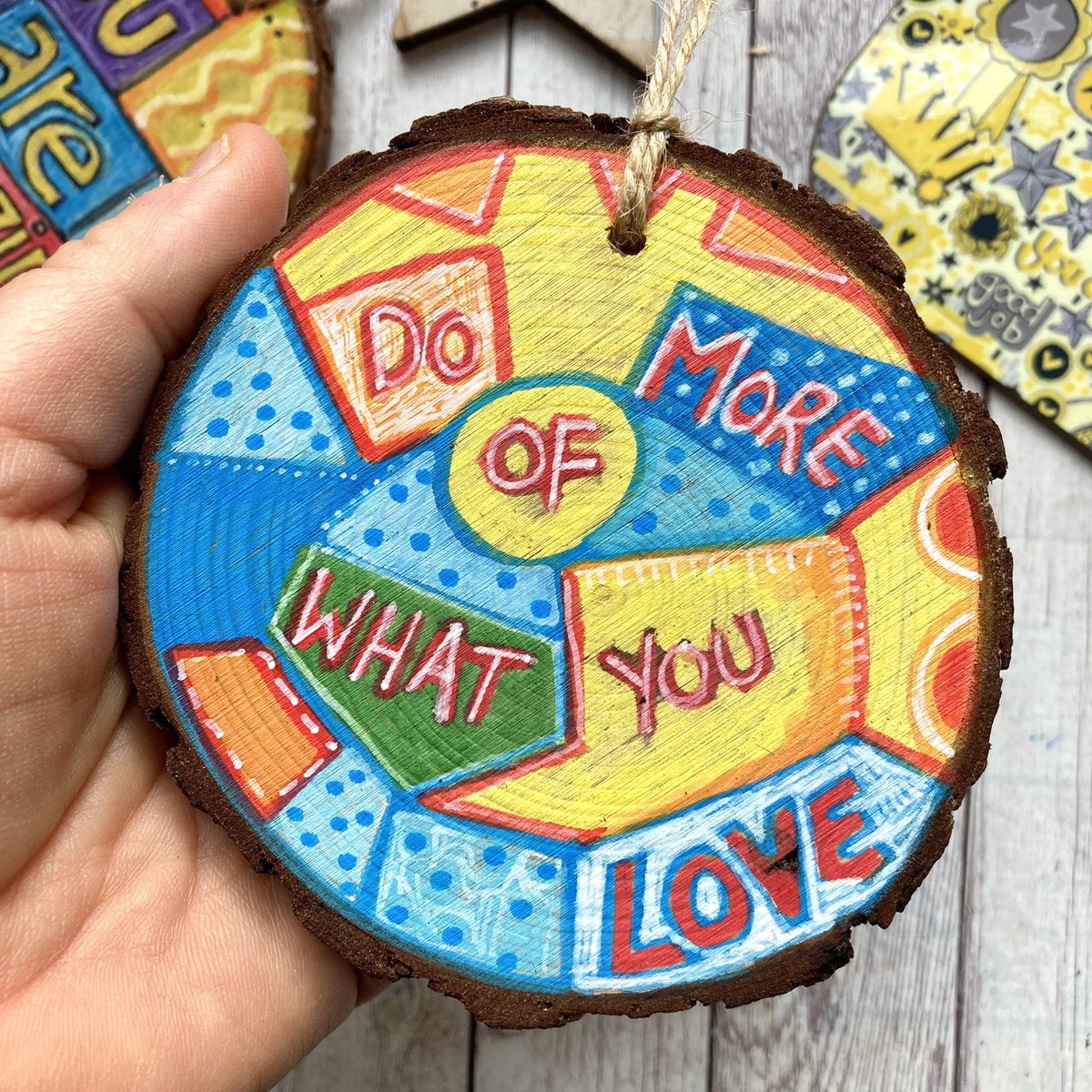 buck_lj's tweet photo. Do More Of What You Love, Wood Slice, Positive Quote, Colourful Decor, Mindful Gift, Wall Art, Home Office, Best Friend, Wanderlust Gifts https://t.co/vXGROnxNGa #Etsy #Slumbermonkey #ColourfulDecor https://t.co/crmeU2NFwR