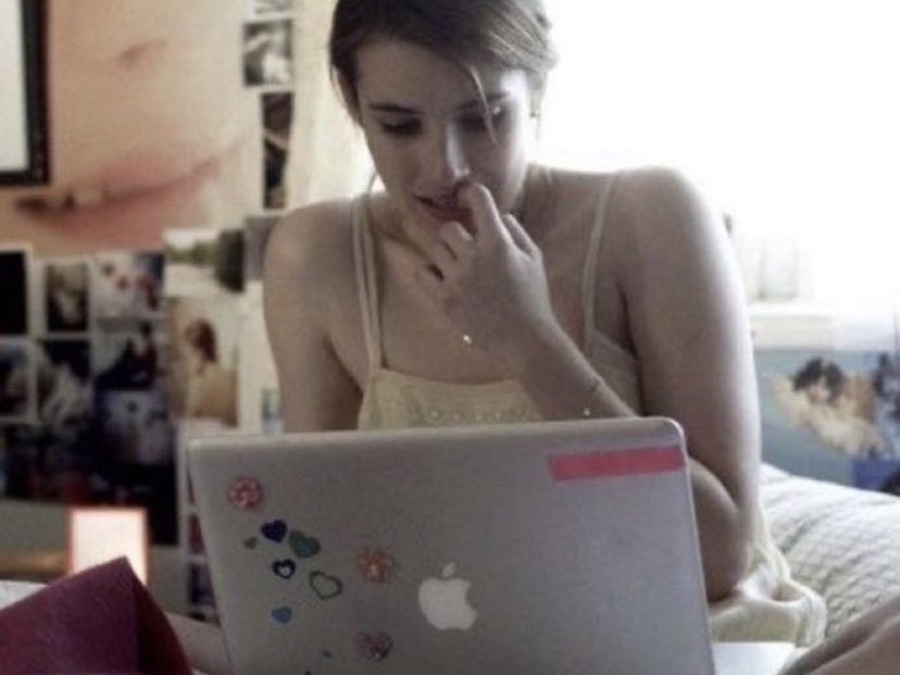 MAKILESB0's tweet photo. grown adults on twitter when u say it’s weird to be attracted to teenagers even if theyre not real https://t.co/1WlENfQBBO