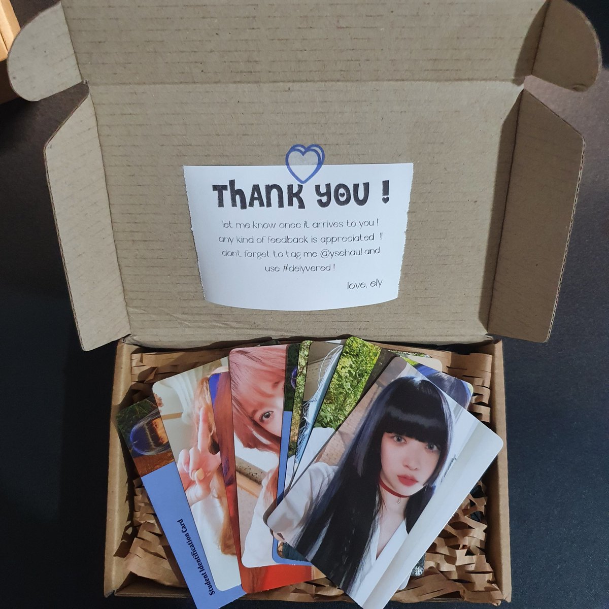 ceeebal's tweet photo. #delyvered
billlie album pocas are finally here. i really like your packaging. tysm @ysehaul ๐ https://t.co/SdMc8o4LW1