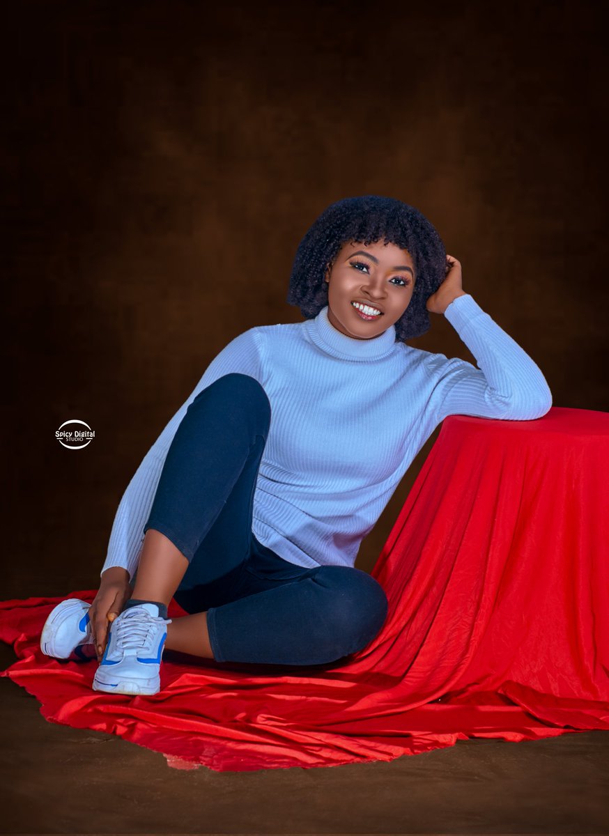 Kinggeorgeabas's tweet photo. Birthday blessings to a swagerlizious bae
Shot and retouched by me
#kinggeorgeproductions
#spicystudio
Happiest Birthday
#Retouch
#photography https://t.co/1l7FJ2rZ17