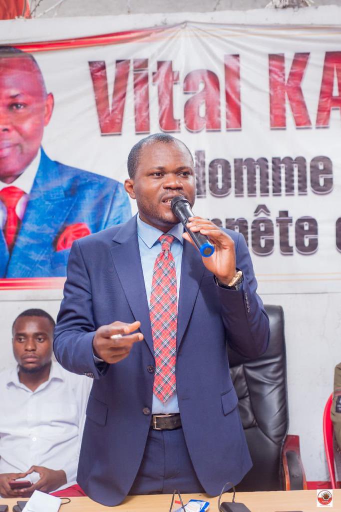 KKamerhe's tweet photo. La Jeunesse Interfederale des Jeunes ville de Kinshasa souhaite un joyeux et pétillant anniversaire 🎂 à son président @JolMongu2 le visionnaire de @KKamerhe. Longévité, bonheur et prospérité à tous égards. 
@VitalKamerhe1 @BillyKambale1 @BMubonzi @MambueniNdangi @MabayaMike https://t.co/QXsPwv4aSH