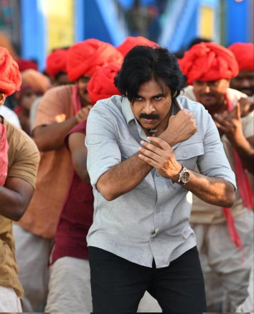 MusicThaman's tweet photo. #Bheeeeeeemmmmmmlaaaaanyak 💣 #SensationalbheemlaNayak 💃💃💃💃💃💃 https://t.co/JVNHS2sSxN