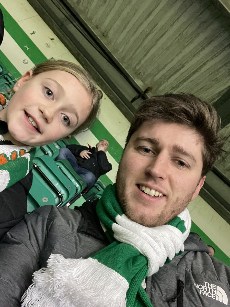 SomersPazzi's tweet photo. Happy 10th birthday to my football sidekick. lots of love yer auld Da 💚🍀 https://t.co/fKMceEqt6l