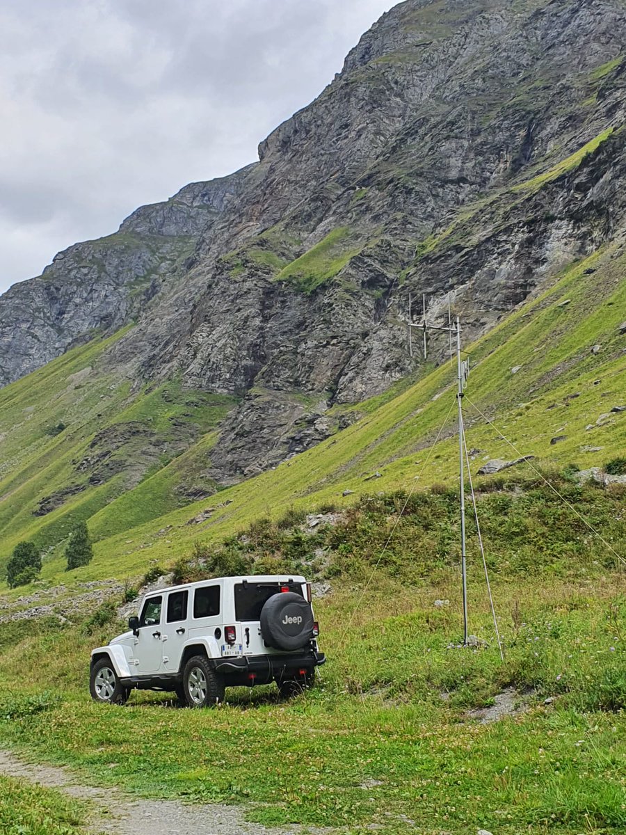 ADRASEC073's tweet image. Passionnés de transmissions radio et au service de la population via le @Prefet73, les bénévoles de l'#ADRASEC vous souhaite une excellente #JournéeMondialeDeLaRadio #WorldRadioDay 

avec un clin d'œil à @GustaveFerrie, pionnier des #EMCOM (communications d'urgence)
