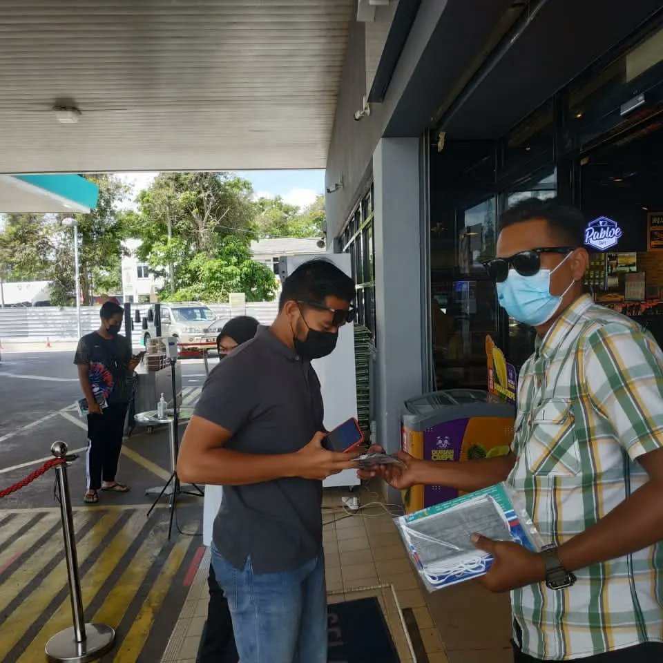 PusatRakyat's tweet photo. INFO ON WHEELS (IOW)
PEJ. PENERANGAN DAERAH PENDANG

Daerah : Pendang
Kapar :  Pendang
Kadun : Tokai

 Tarikh : 13/2/2022
 Masa: 10.30 pagi 
              
Tempat :
1. Petronas Pendang
2.Payong Besar
3.Tasik Pendang 
4.SJK(C) Yeang Cheng https://t.co/gG6UY4sxaK