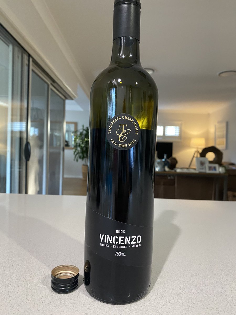 Jasonri50402832's tweet photo. Ok, I haven’t posted for a while. For anyone who can get hold of Tenafeat Creek wines. This is one of their best. 16 years old and at its optimum peak. @TenafeateCreek @AustWineTasting https://t.co/R3UMEOq8nH