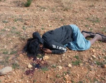 H_EaindraHM's tweet photo. PyuSawHtee group abducted ChanAye from KyaO village, Pauk tsp, Magway division on Feb 11, placed in the position of kneeling down by tying back his hands, then fired their gun closely at his mouth until death. #2022Feb13Coup #WhatsHappeningInMyanmar https://t.co/8C8EAqYrAS