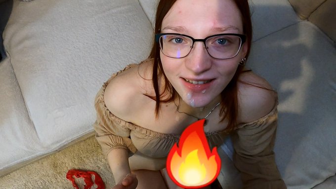 🔥 Ein neues Video ist online: "Absolut Krass! Erstes mal in alle 3 L&ouml;cher gefickt" 🔥 Hier k&ouml;nnt ihr es<a href="/tag/sexy"class="tags"><span>#sexy</span></a><a href="/tag/finafoxy"class="tags"><span>#finafoxy</span></a><a href="/tag/camgirl%D9%90"class="tags"><span>#camgirlِ</span></a>
