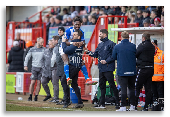 djstottyimages's tweet photo. Omar Bogle scores the winning goal & celebrates with Graeme Lee, the #HartlepoolUnitedFC Manager in the game vs #CrawleyTownFC on Saturday 12 February 2022 ⚽️
Photograph taken while working with #ProSportsImages @ProSportsImages
#OmarBogle #GraemeLee #HUFC @SkyBetLeagueTwo https://t.co/uVYxUcYPQO