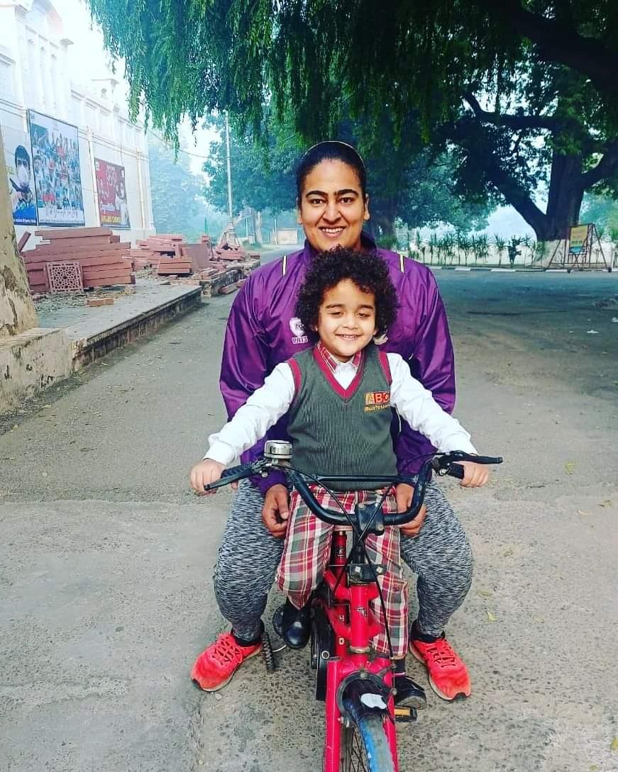 Dil toh bachha hai ji❤️❤️❤️